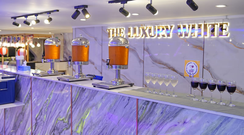 The Luxury White