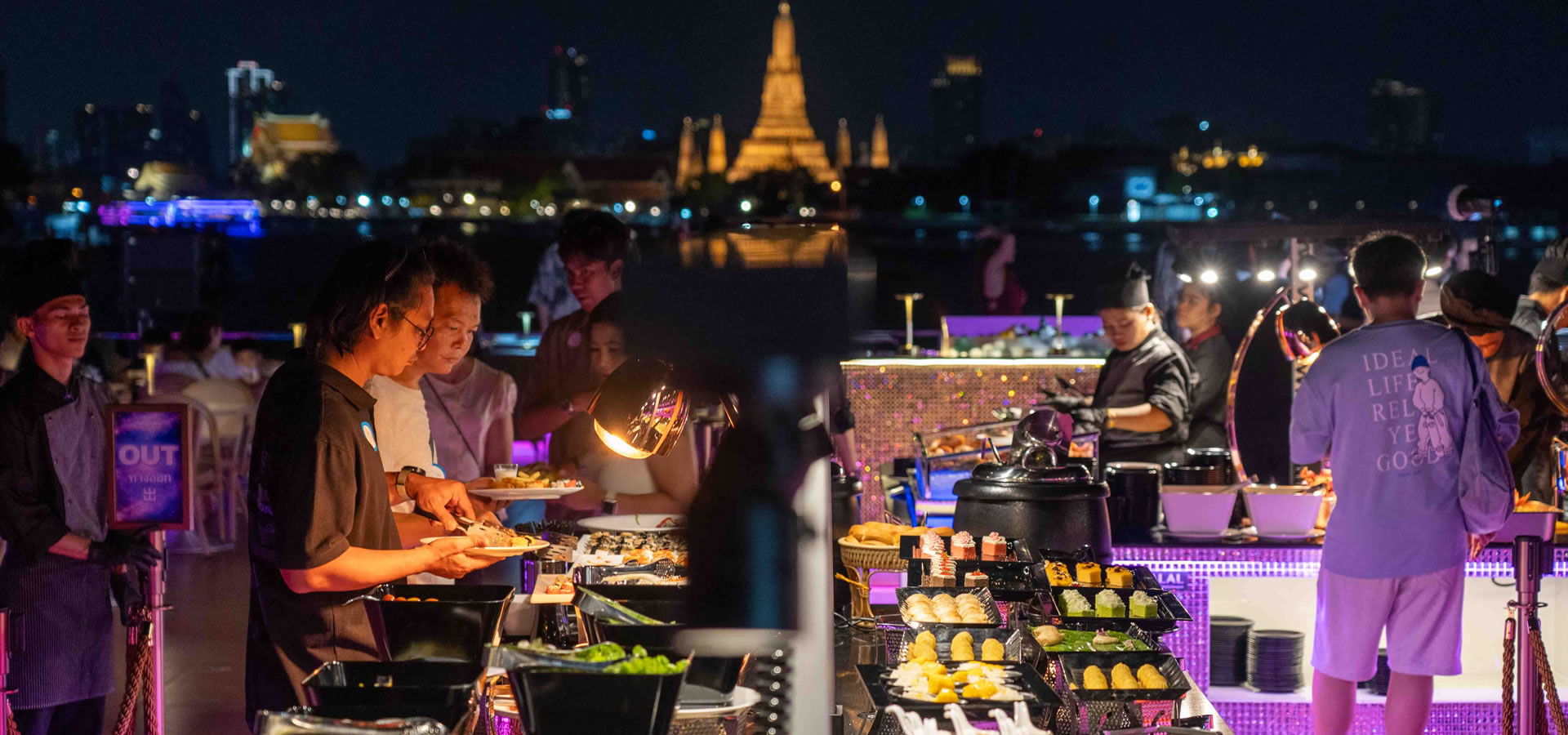 Super Galaxy Luxury Cruise @ICONSIAM