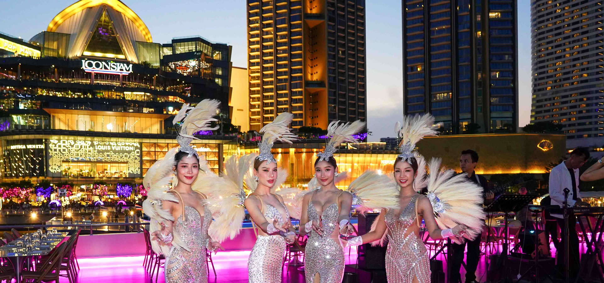 Super Galaxy Luxury Cruise @ICONSIAM